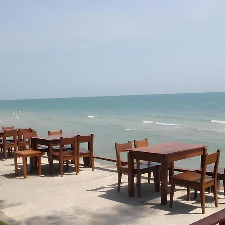 Baan Talay Dao Resort HHQ Extérieur photo