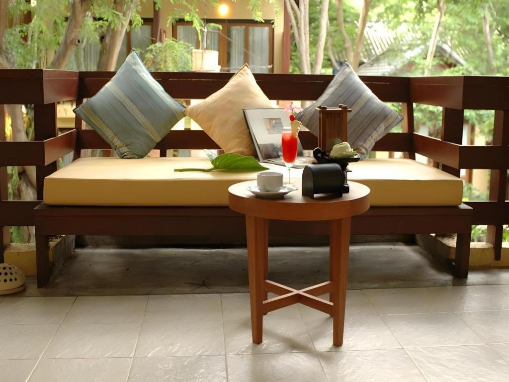 Baan Talay Dao Resort HHQ Extérieur photo