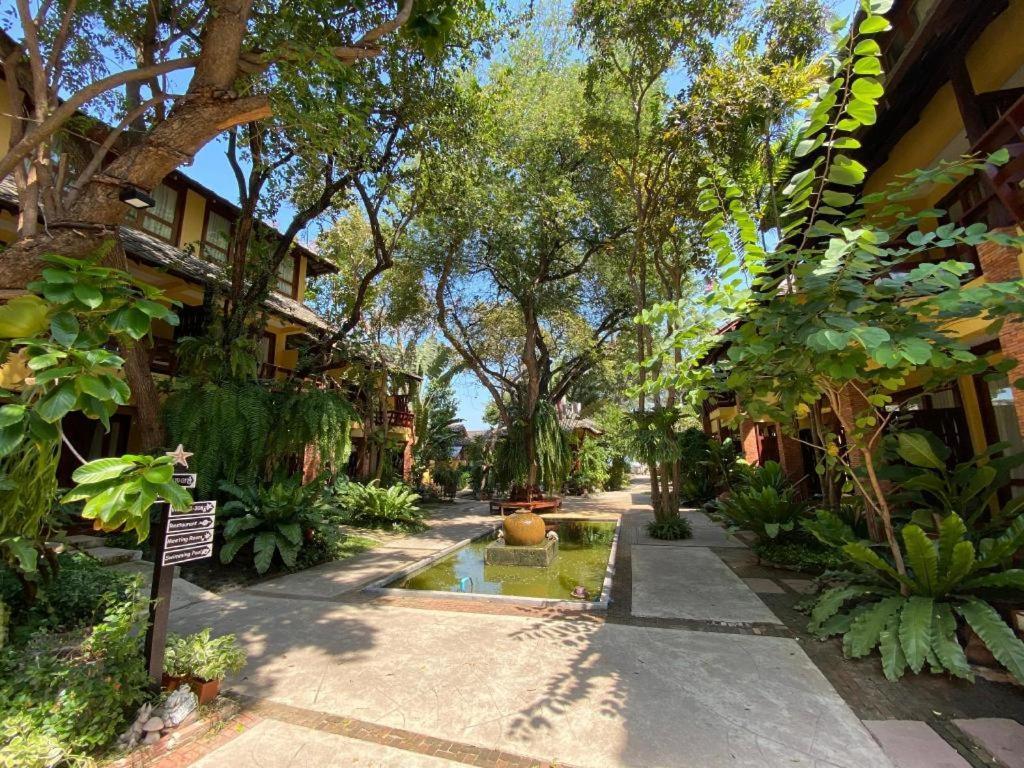 Baan Talay Dao Resort HHQ Extérieur photo
