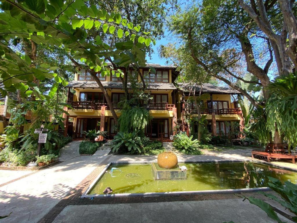 Baan Talay Dao Resort HHQ Extérieur photo