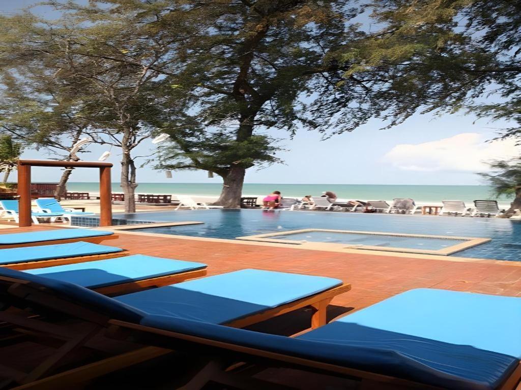 Baan Talay Dao Resort HHQ Extérieur photo